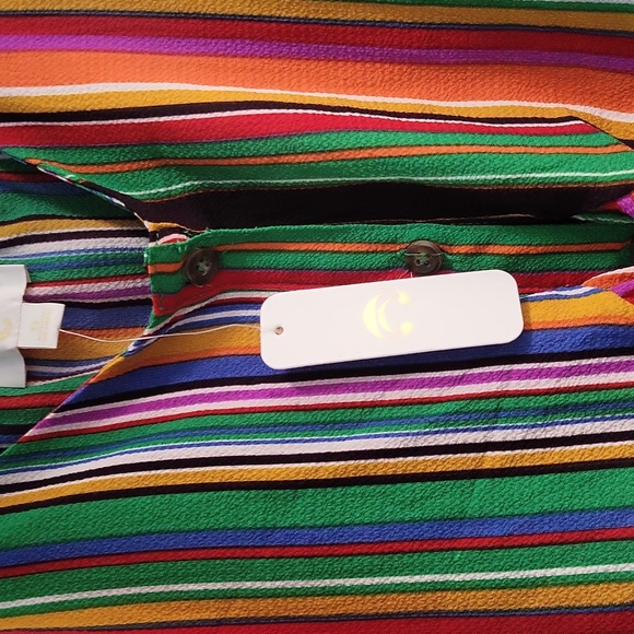 C brand Size M striped Polyester summer dress with a 2% spandex liner - Picture 4 of 5